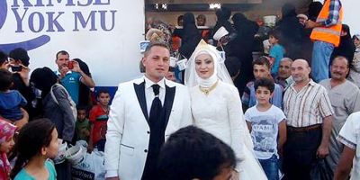 Турецкая пара позвала на свадьбу 4000 сирийских беженцев