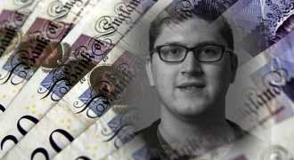 Британец вернул банку случайно переведённый ему миллион фунтов