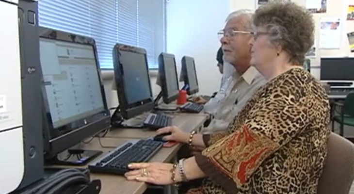 В 69 лет супруги Гэйтс начали осваивать компьютерную грамотность в колледже
