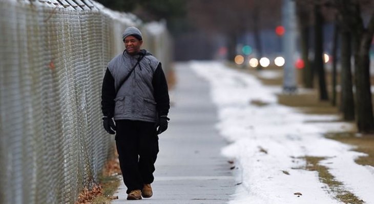 Джеймс Роберсон - рабочий из Детройта, 10 лет ходивший пешком на работу за 33 километра