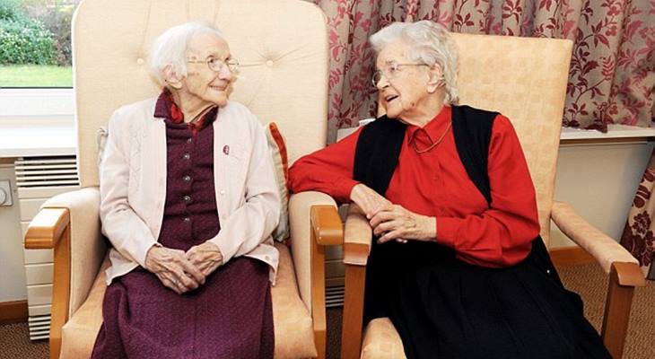 Свой 109 день рождения Джесси Галлан встретила в доме престарелых с подругами