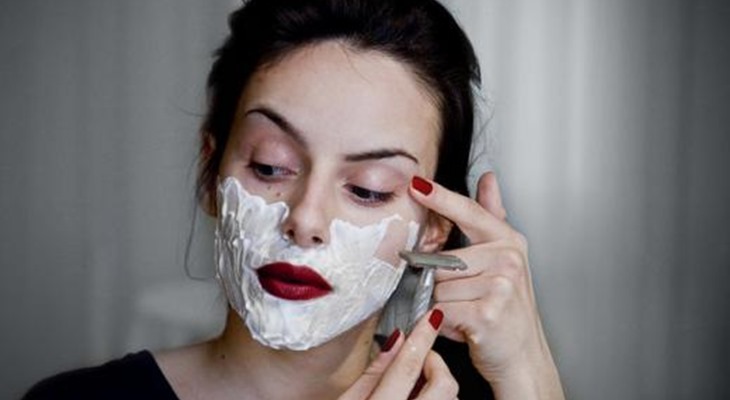 Бритьё лица - новый тренд женской косметологии