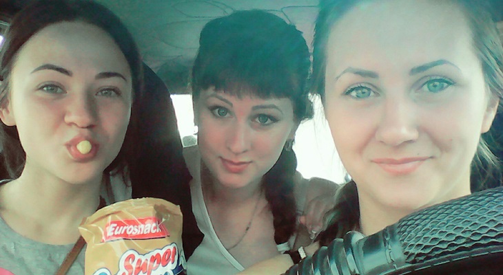 Три девушки из России объехали пол-Европы на обыкновенной «девятке»
