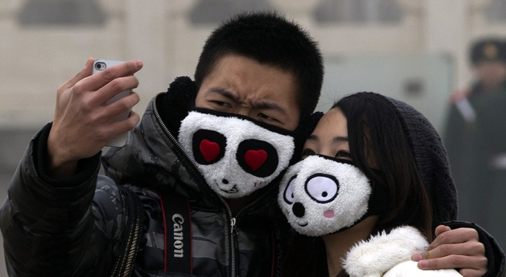 Селфи в наполненном смогом Пекине 