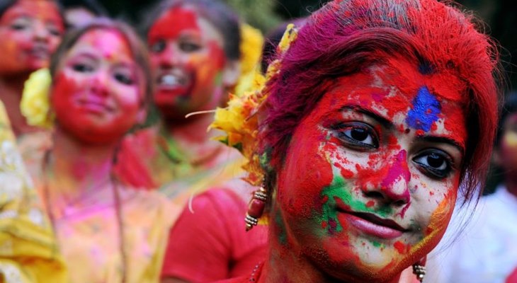 Индийский фестиваль красок Холи